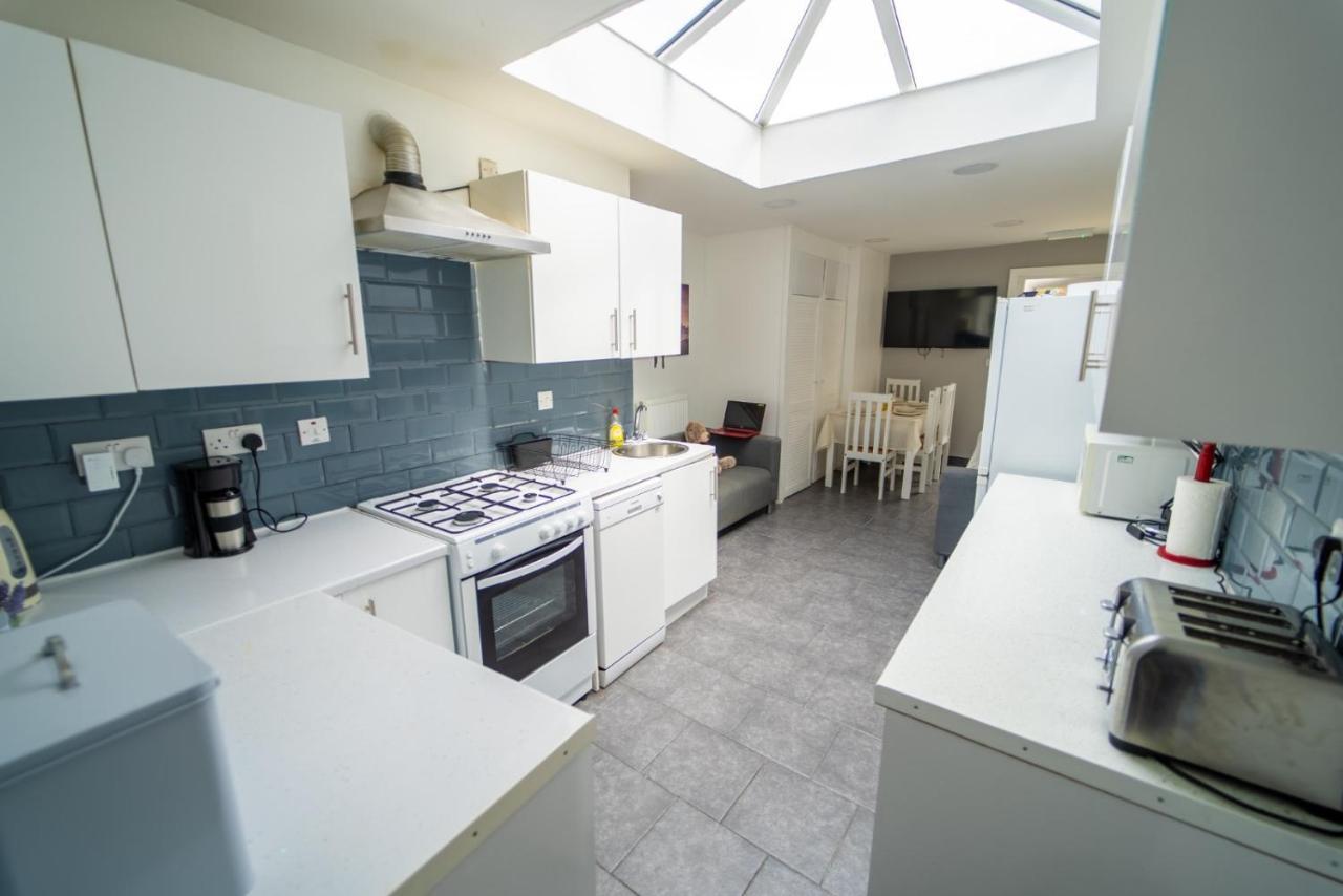 Stay Sa Cosy Equipped Studios Available 10 Mins From The City! Free Wifi &50" Smart Tv'S! Birmingham Dış mekan fotoğraf